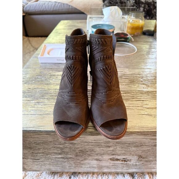 Vince Camuto Karinta Open Toe Brown Leather Bootie Sz 9 EUC - Picture 2 of 5